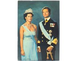 J82451 - Photo - a postcard of the Swedish king and queen 1