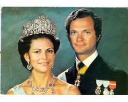 J82452 - Photo - a postcard of the Swedish king and queen 1